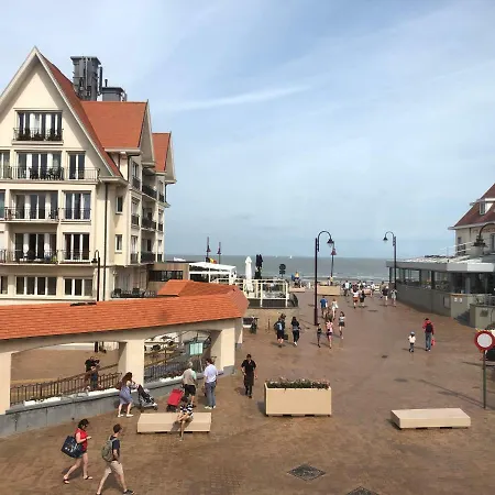 Apartment De Haan De Haan